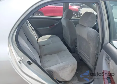 2004 Toyota Corolla Le z USA, uszkodzony, nr VIN 1NXBR38EX4Z238576